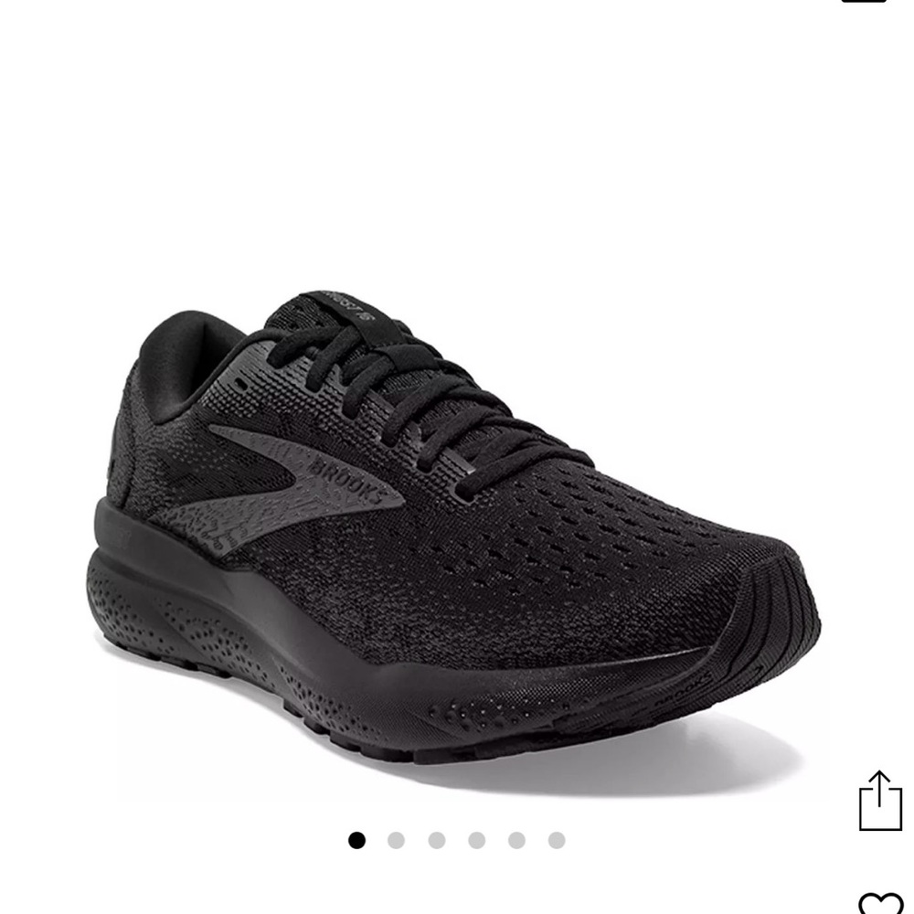 Women’s Size 10 wide Brooks Black Athletic Shoes